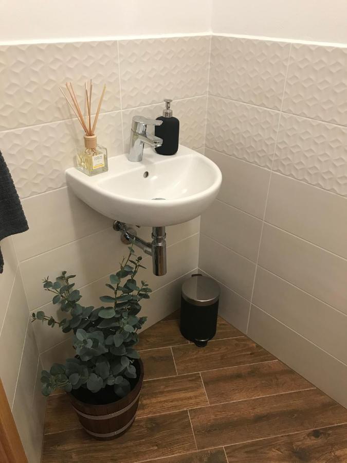 Mymara 19 Apartamento Bešeňová Exterior foto